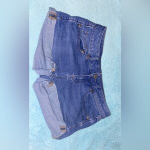 Cute shorts barley worn size 3 OBO